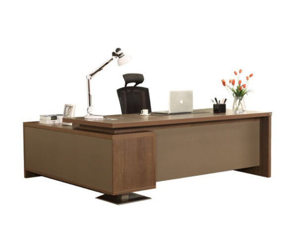 Executive Desk ofisu